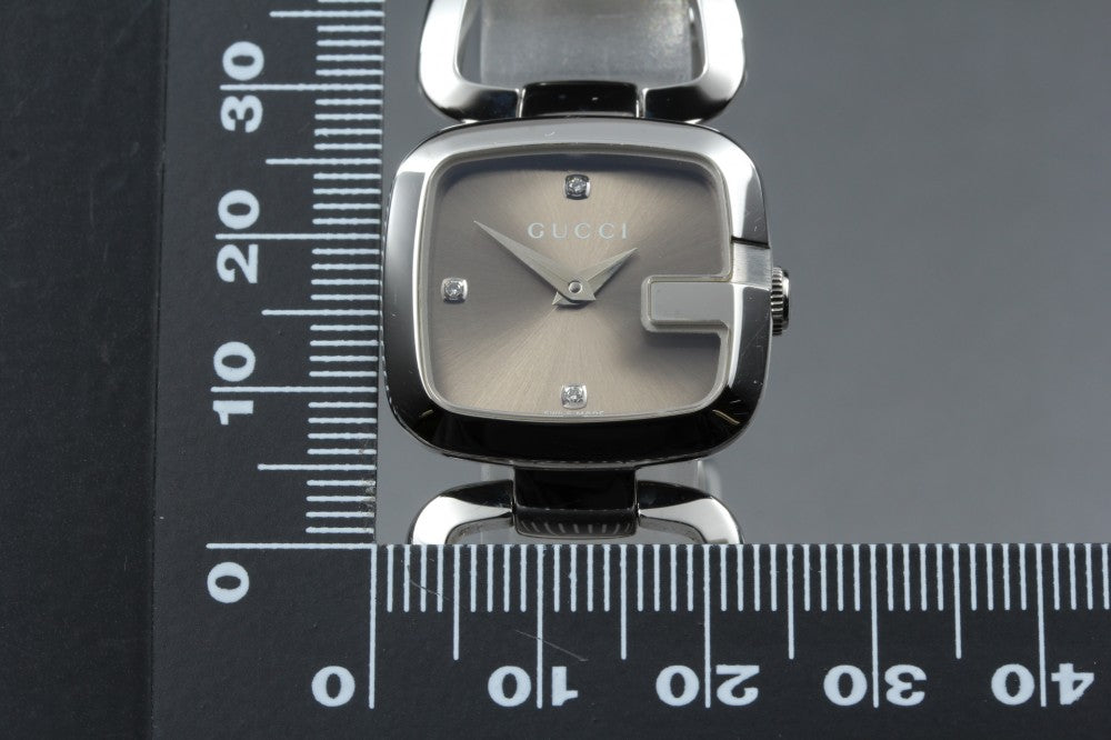 Near MINT GUCCI G Collection 125.5 Brown Quartz 23.9mm Ladies Watch