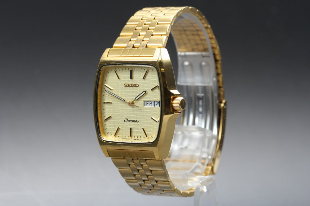 Near MINT SEIKO Chronos 5H23-5110 Gold Quartz 29.7mm Unisex Watch