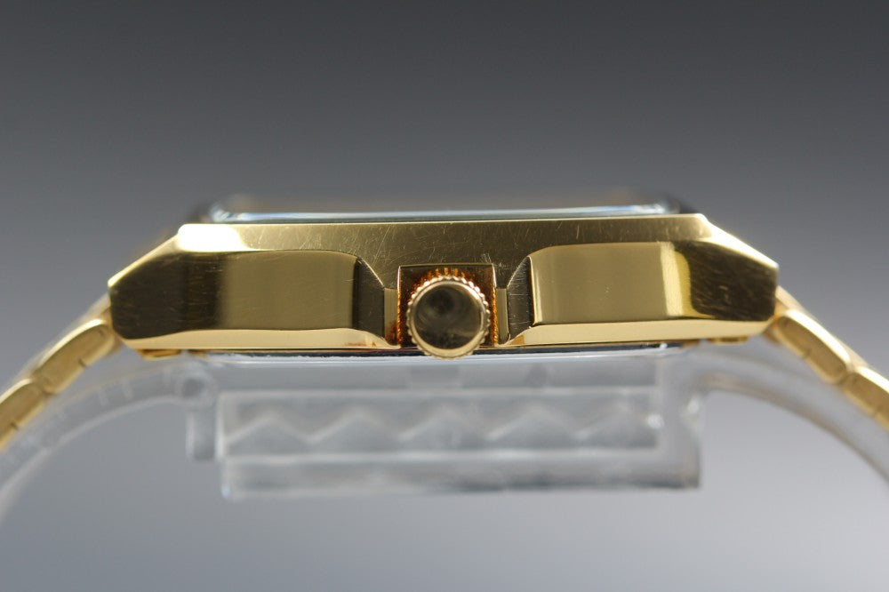 Near MINT SEIKO Chronos 5H23-5110 Gold Quartz 29.7mm Unisex Watch