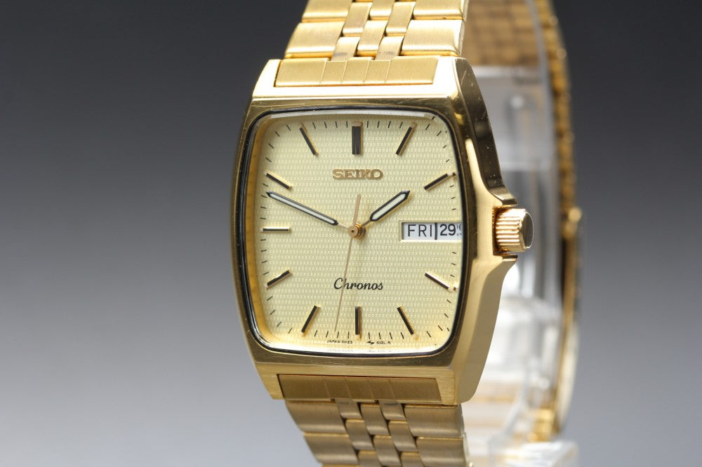 Near MINT SEIKO Chronos 5H23-5110 Gold Quartz 29.7mm Unisex Watch