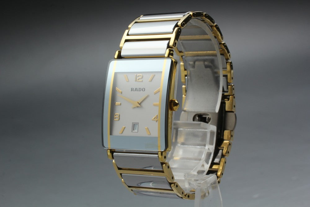 Near MINT RADO Diastar 160.0381.3 Silver Quartz 24mm Ladies Watch
