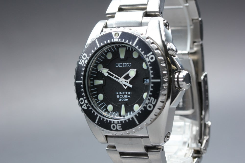 Near MINT SEIKO Kinetic Scuba 200m 5M62-0BL0 Black Quartz 41.4mm Men's Watch