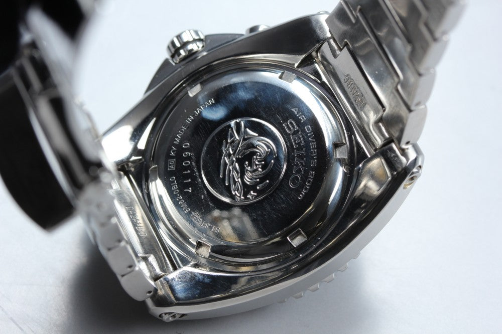 Near MINT SEIKO Kinetic Scuba 200m 5M62-0BL0 Black Quartz 41.4mm Men's Watch