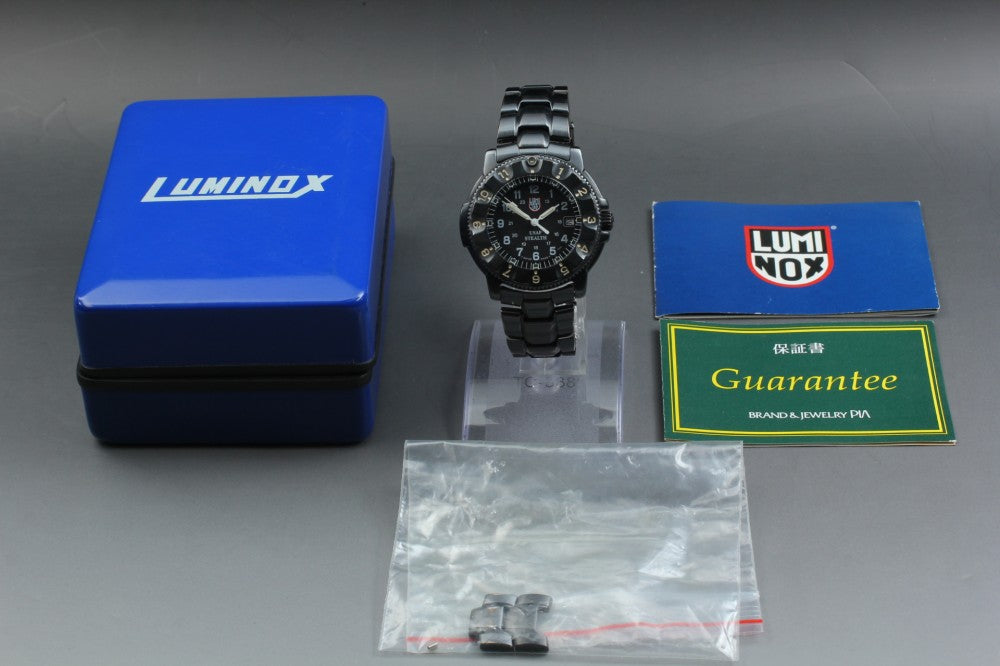 Near MINT LUMINOX F-117 NIGHTHAWK 3400 Black Quartz 39.7mm Men's Watch