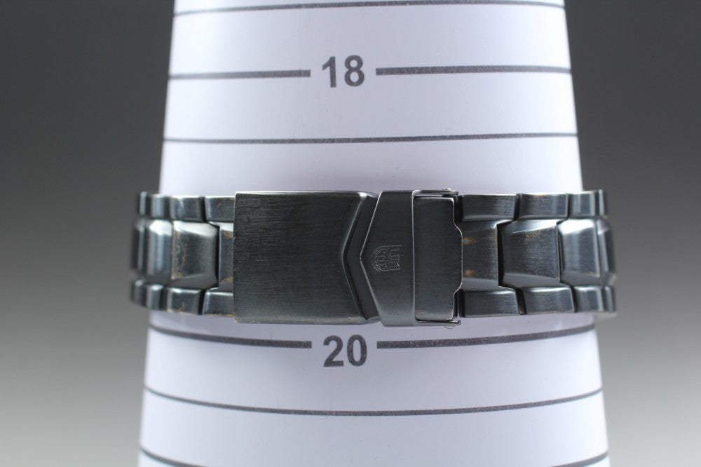 Near MINT LUMINOX F-117 NIGHTHAWK 3400 Black Quartz 39.7mm Men's Watch