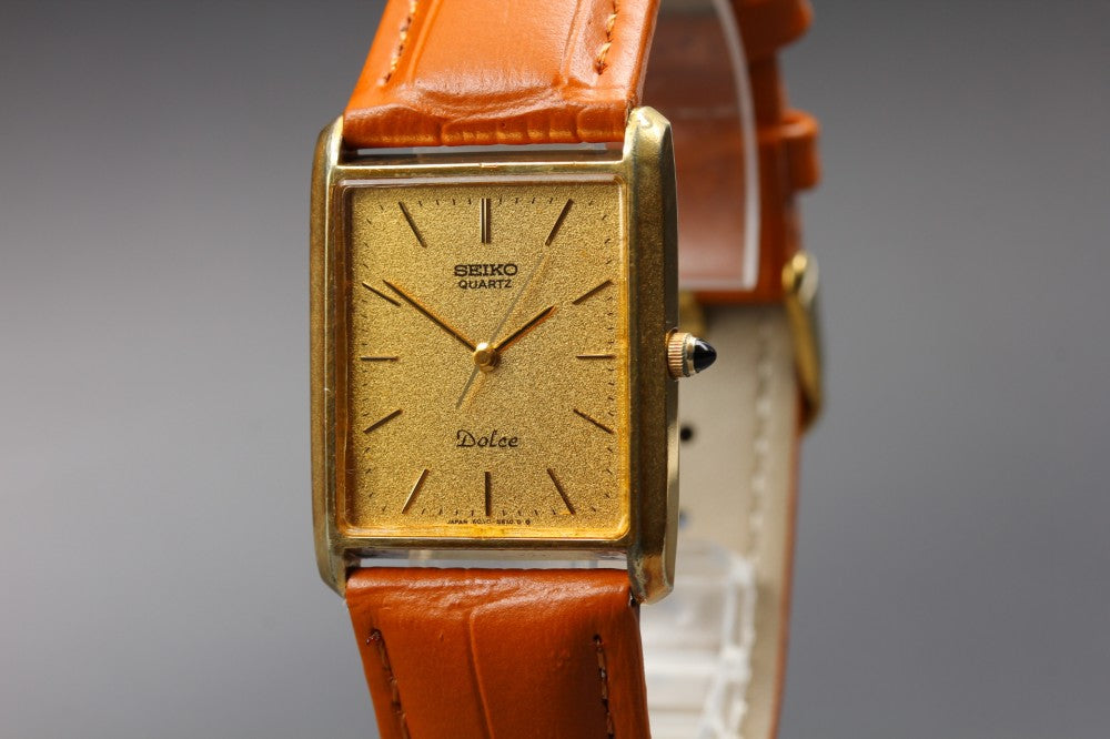 SEIKO Dolce 6030-5510 Gold Quartz 25.6mm Men's Watch 1983