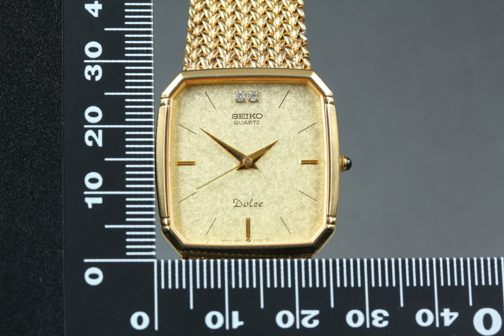 Near MINT SEIKO Dolce 9521-5210 Gold Quartz 27.1mm Men's Watch 1987