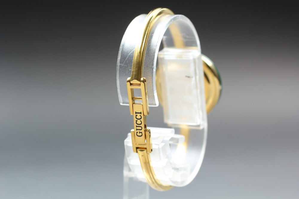 Near MINT GUCCI Change Bezel 11/12 White Quartz 25.7mm Ladies Watch