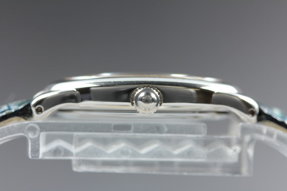 Near MINT SEIKO Noie 1F21-5B70 White Quartz 20.8mm Ladies Watch 1997