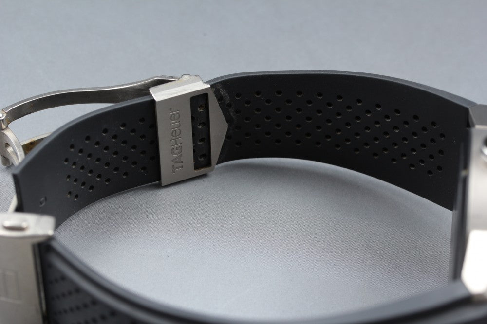 Near MINT TAG Heuer Connected SAR8A80 Black Quartz 46.1mm Men's Watch