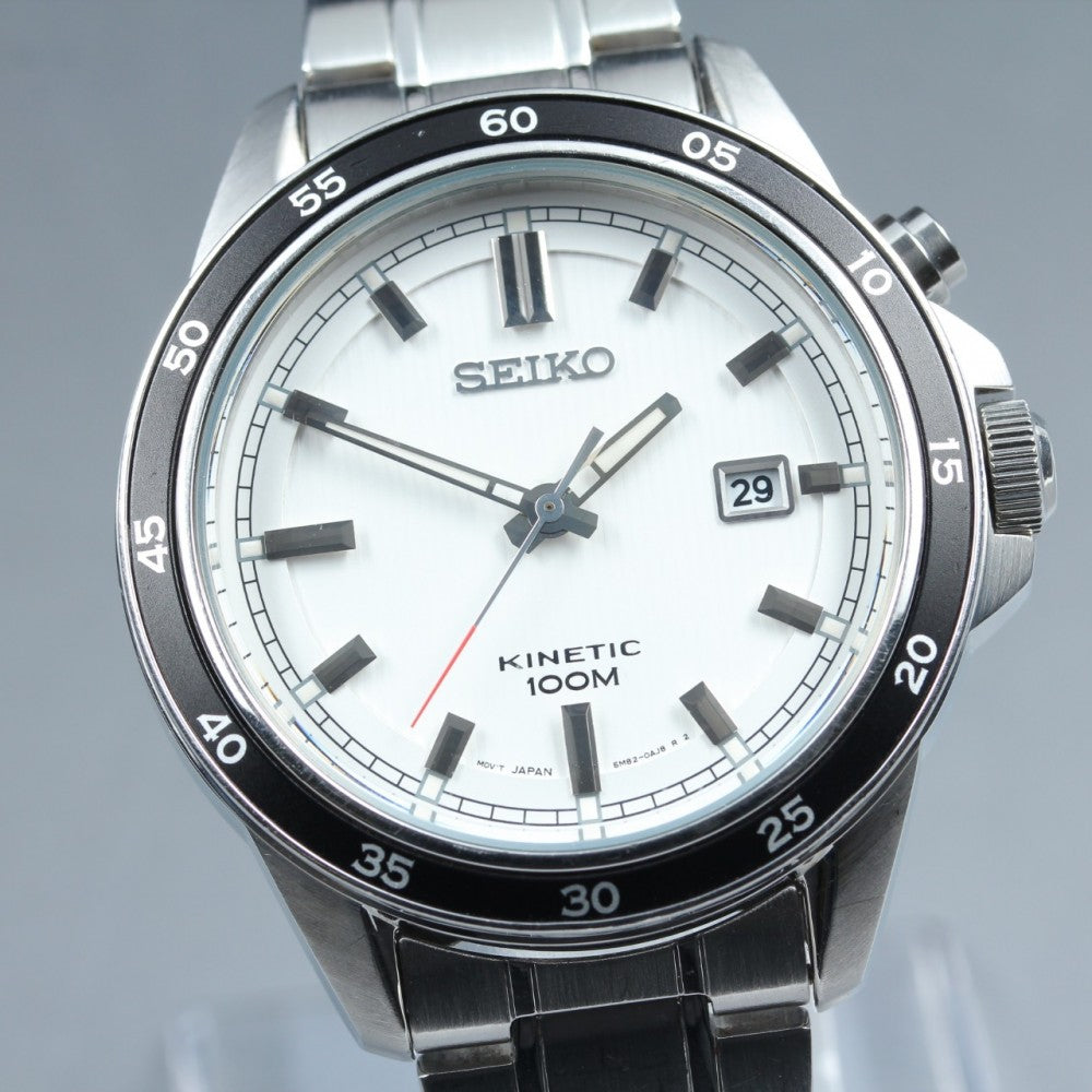 Near MINT SEIKO 5M82-0AK0 White Quartz 42.8mm Men's Watch
