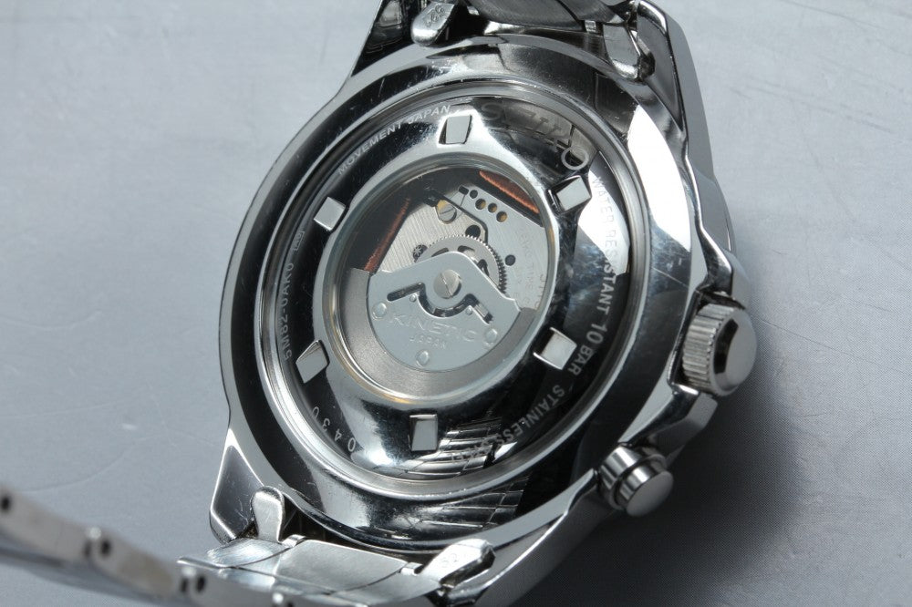 Near MINT SEIKO 5M82-0AK0 White Quartz 42.8mm Men's Watch