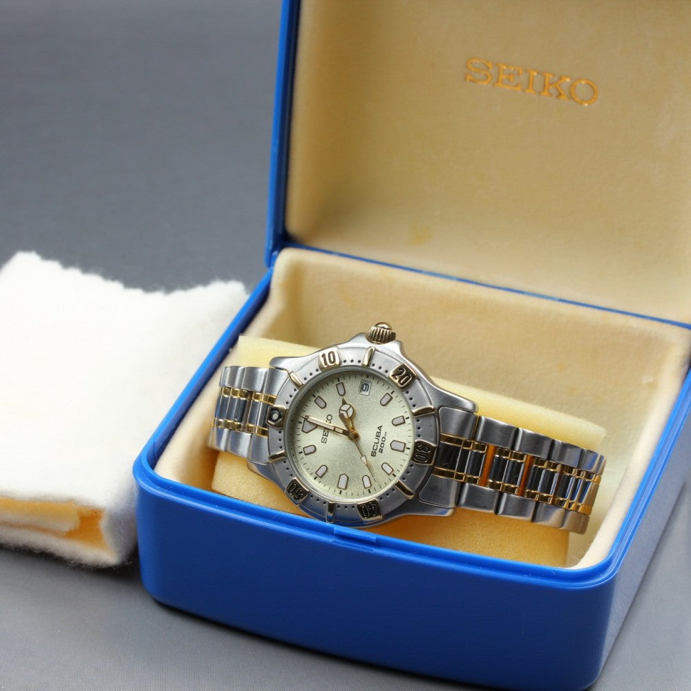 Near MINT SEIKO Scuba 7N35-6010 Gold Quartz 33.6mm Men's Watch 1992