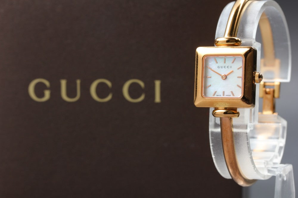 GUCCI 1900L White Mother of Pearl Quartz 19.4mm Ladies Watch