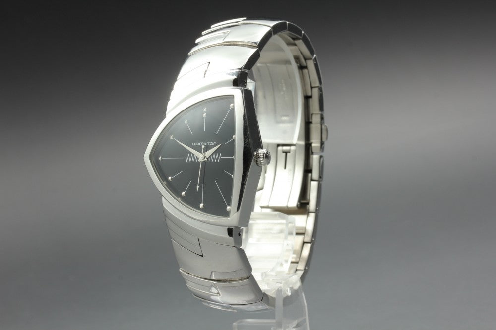 Near MINT HAMILTON Ventura H244110/H24411132 Black Quartz 32.4mm Men's Watch