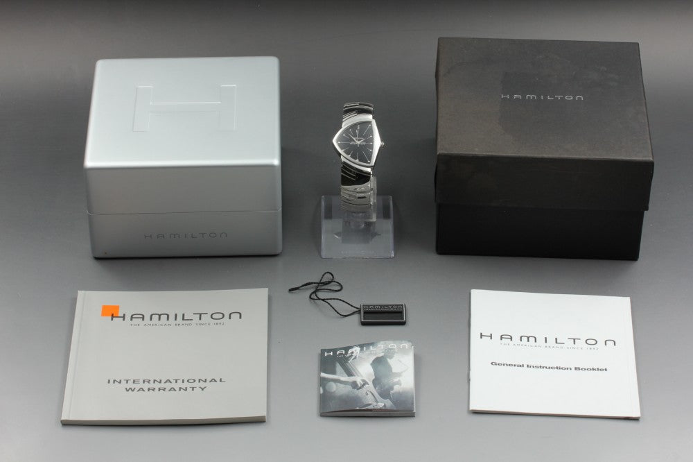 Near MINT HAMILTON Ventura H244110/H24411132 Black Quartz 32.4mm Men's Watch