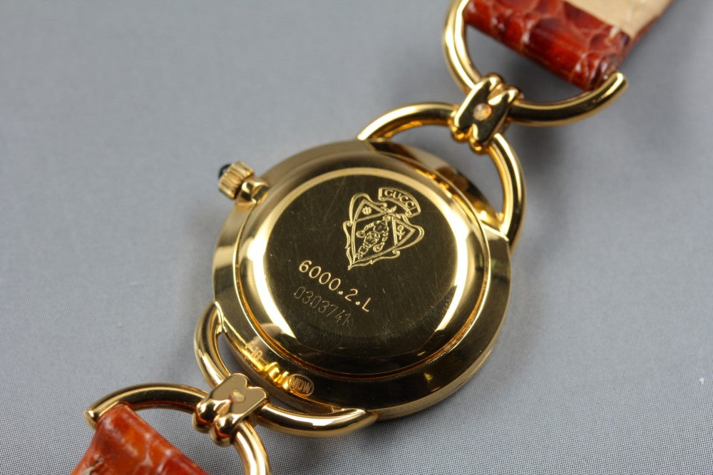 Near MINT GUCCI 6000.2.L Gold Quartz 22.9mm Ladies Watch