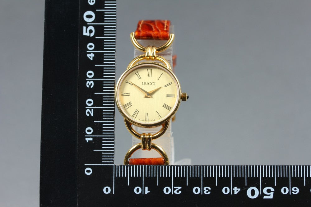Near MINT GUCCI 6000.2.L Gold Quartz 22.9mm Ladies Watch
