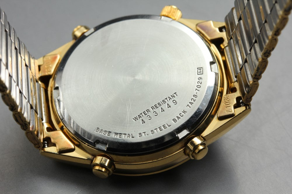 Near MINT SEIKO 7A28-7029 Gold Quartz 36mm Men's Watch 1984