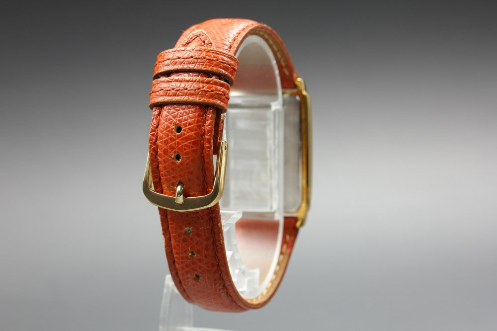 Near MINT TISSOT A282K Silver Quartz 23.3mm Ladies Watch