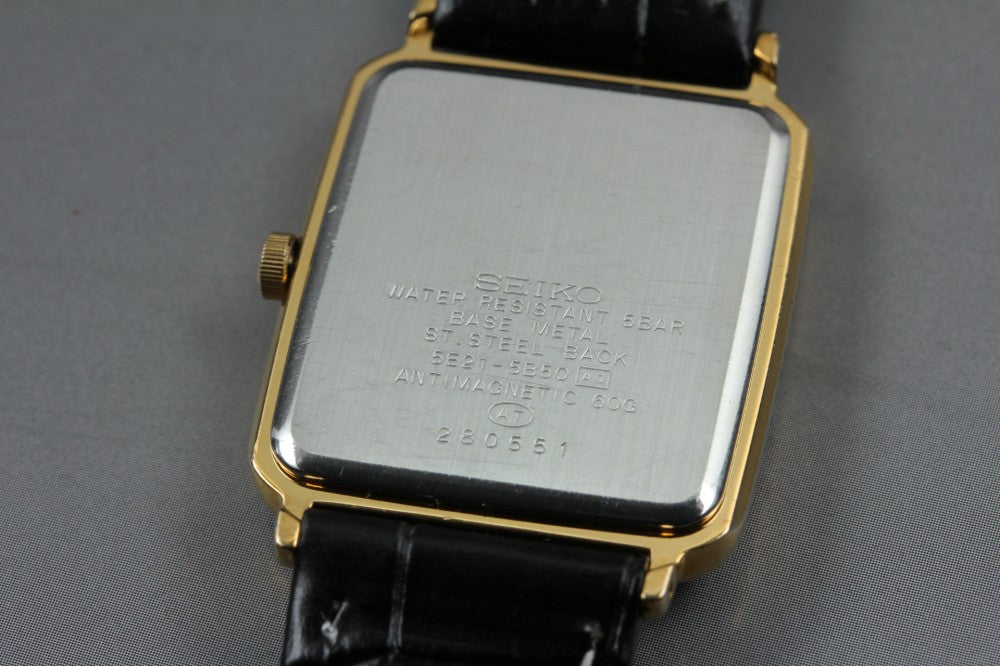 Near MINT SEIKO Spirit 5E21-5B50 White Quartz 25.4mm Men's Watch 1992