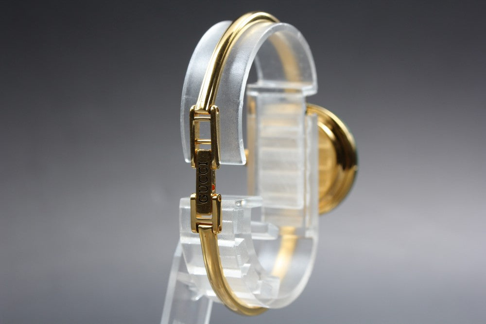 Near MINT GUCCI 11/12.2 White Quartz 25.7mm Ladies Watch