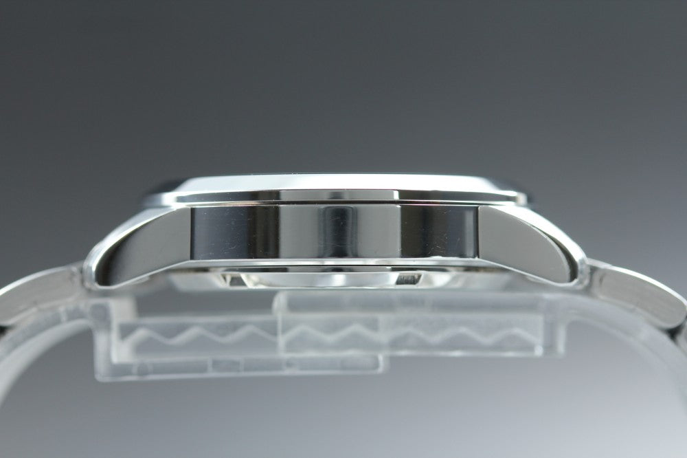 Near MINT SEIKO 5 7S26-02W0 White Auto 37.9mm Men's Watch