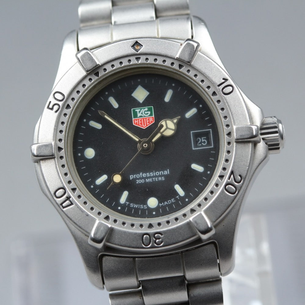 Near MINT TAG Heuer 2000 Professional 962.008F Black Quartz 27.5mm Ladies Watch