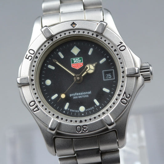 Near MINT TAG Heuer 2000 Professional 962.008F Black Quartz 27.5mm Ladies Watch