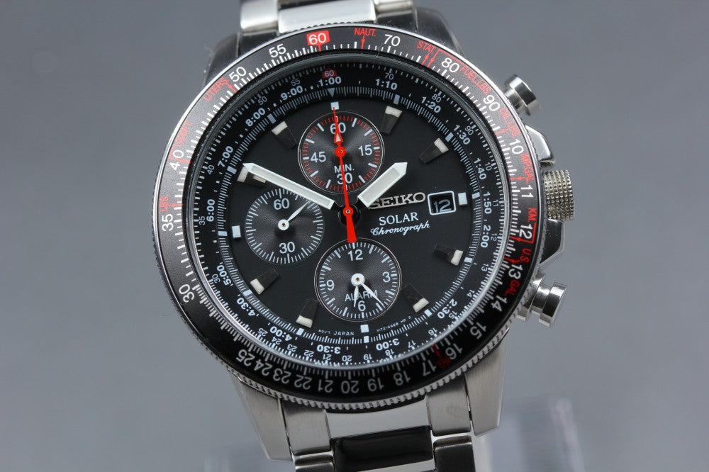 Near MINT SEIKO Solar Chronograph V172-0AC0 Black Solar 41.8mm Men's Watch