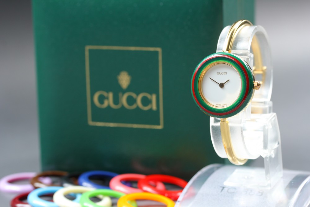 Near MINT GUCCI 11/12.2 White Quartz 25.8mm Ladies Watch