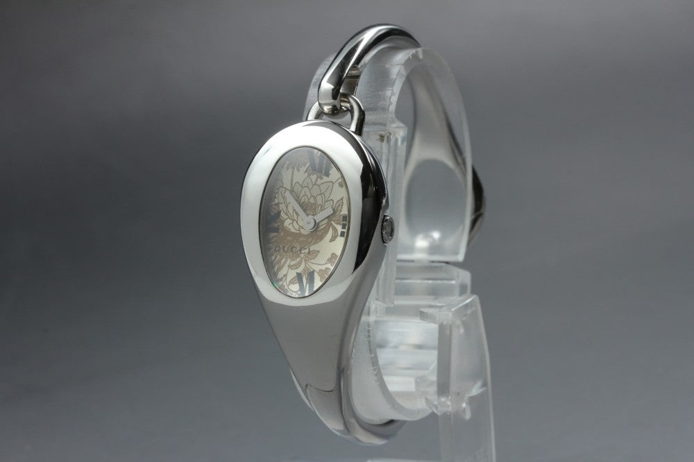 Near MINT GUCCI 103 Gold Quartz 21.2mm Ladies Watch