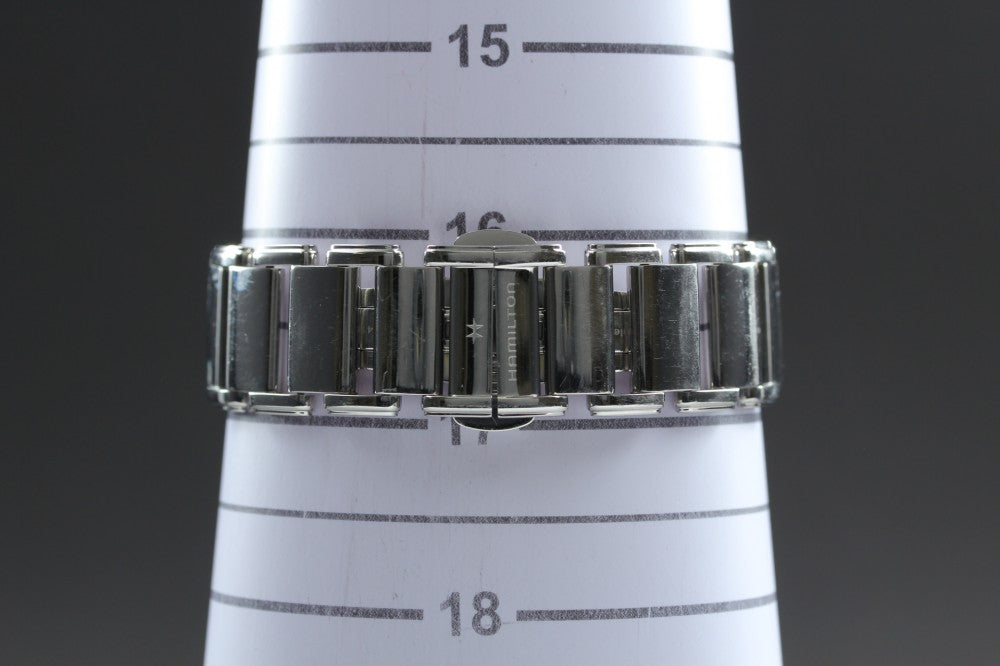 Near MINT HAMILTON Ardmore H114210 Silver Quartz 23.3mm Ladies Watch