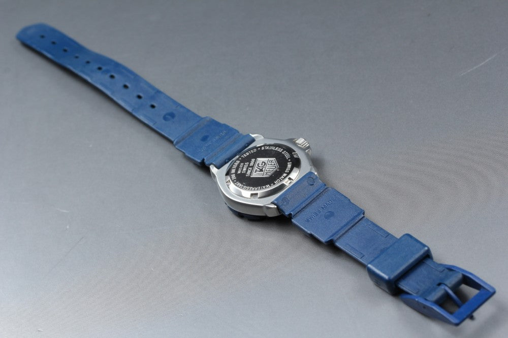 Near MINT TAG Heuer Formula 1 WA1410 Blue Quartz 28.5mm Ladies Watch