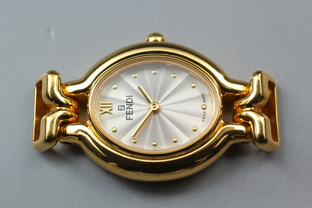 Near MINT FENDI 640L Silver Quartz 25.5mm Ladies Watch