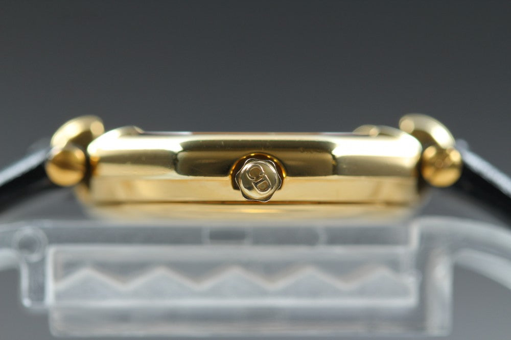 Near MINT Christian Dior D48-153 Gold Quartz 25.3mm Ladies Watch