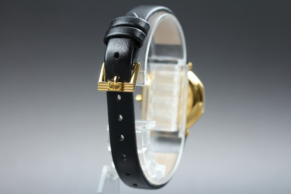 Near MINT Christian Dior D48-153 Gold Quartz 25.3mm Ladies Watch