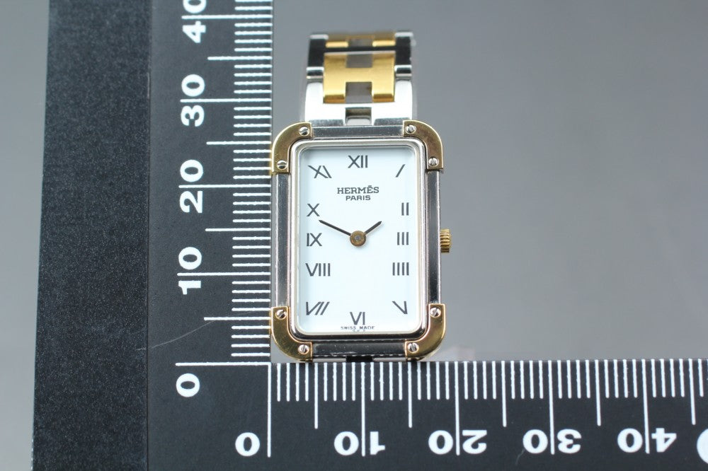 Near MINT HERMES Clojure CR1.220 White Quartz 17.9mm Ladies Watch