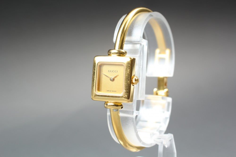 Near MINT GUCCI 1900L Gold Quartz 19.4mm Ladies Watch