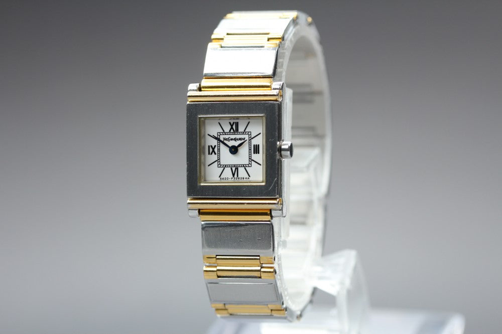 Near MINT Yves Saint Laurent 5420-F47602 White Quartz 16.7mm Ladies Watch