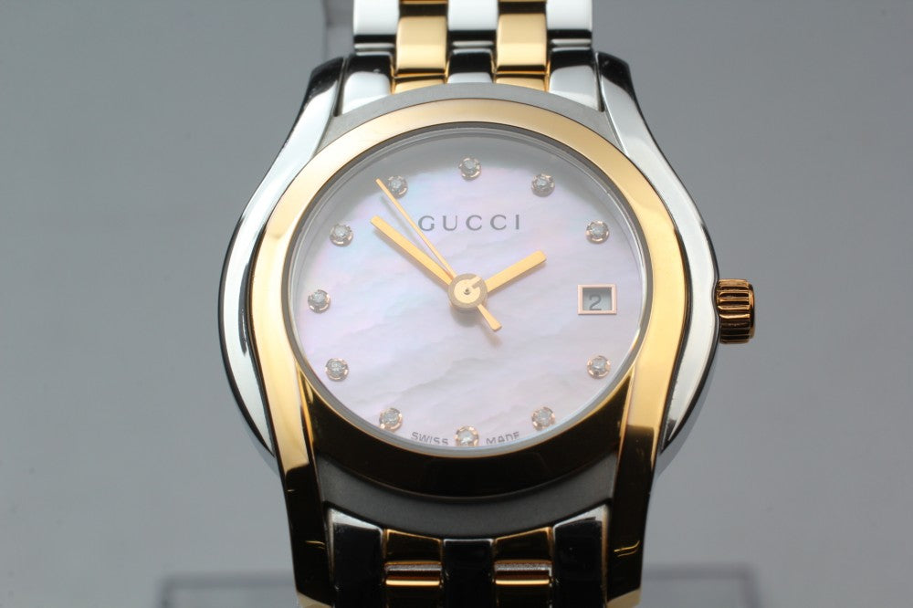 Near MINT GUCCI 5500L Pink Mother of Pearl Quartz 26.6mm Ladies Watch