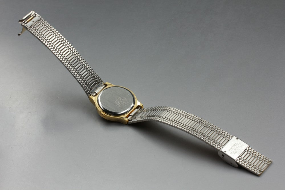 Near MINT SEIKO Galaxy 5Y91-6000 Gold Quartz 27.6mm Ladies Watch