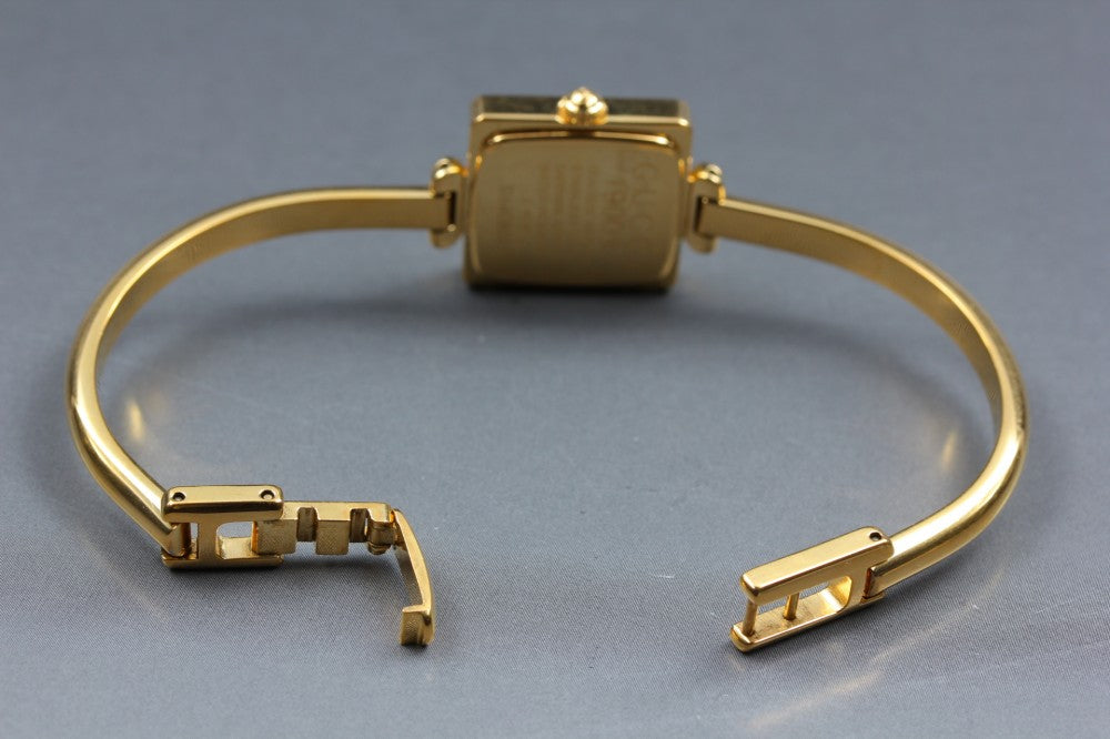 Near MINT GUCCI 1900L Gold Quartz 19.6mm Ladies Watch