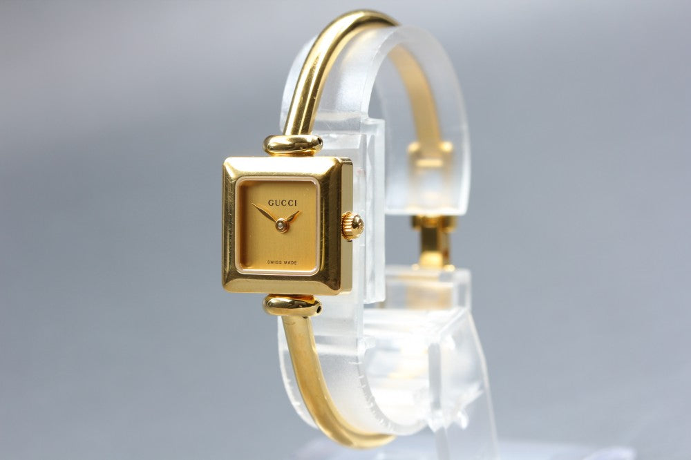 Near MINT GUCCI 1900L Gold Quartz 19.6mm Ladies Watch