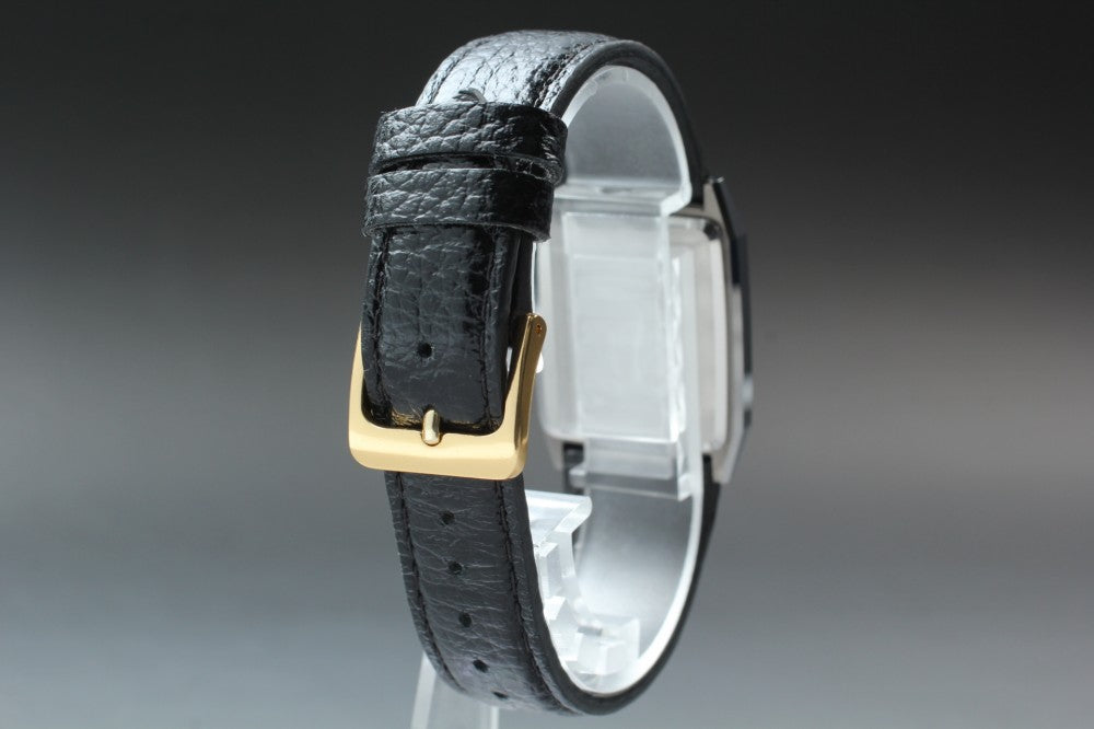 Near MINT SEIKO Dolce 7321-5710 Black Quartz 25.2mm Men's Watch 1987