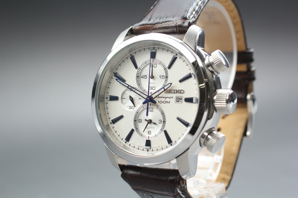 Near MINT SEIKO Chronograph SNAF51/7T62-0LG0 Silver Quartz 43.4mm Men's Watch