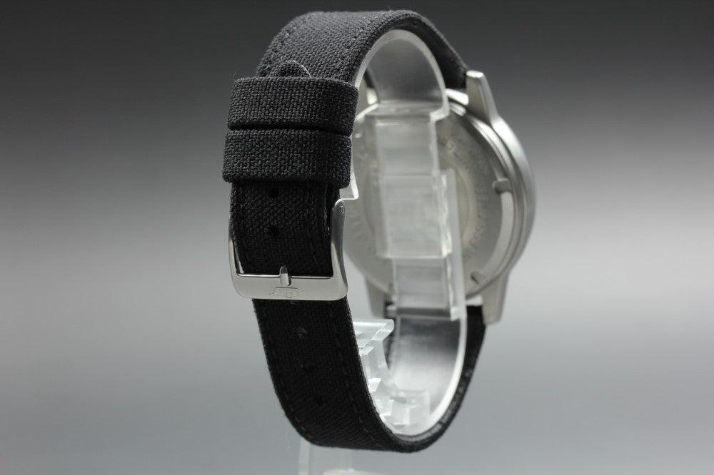 Near MINT FORTIS Flieger 595.10.46.1 Black Auto 40mm Men's Watch
