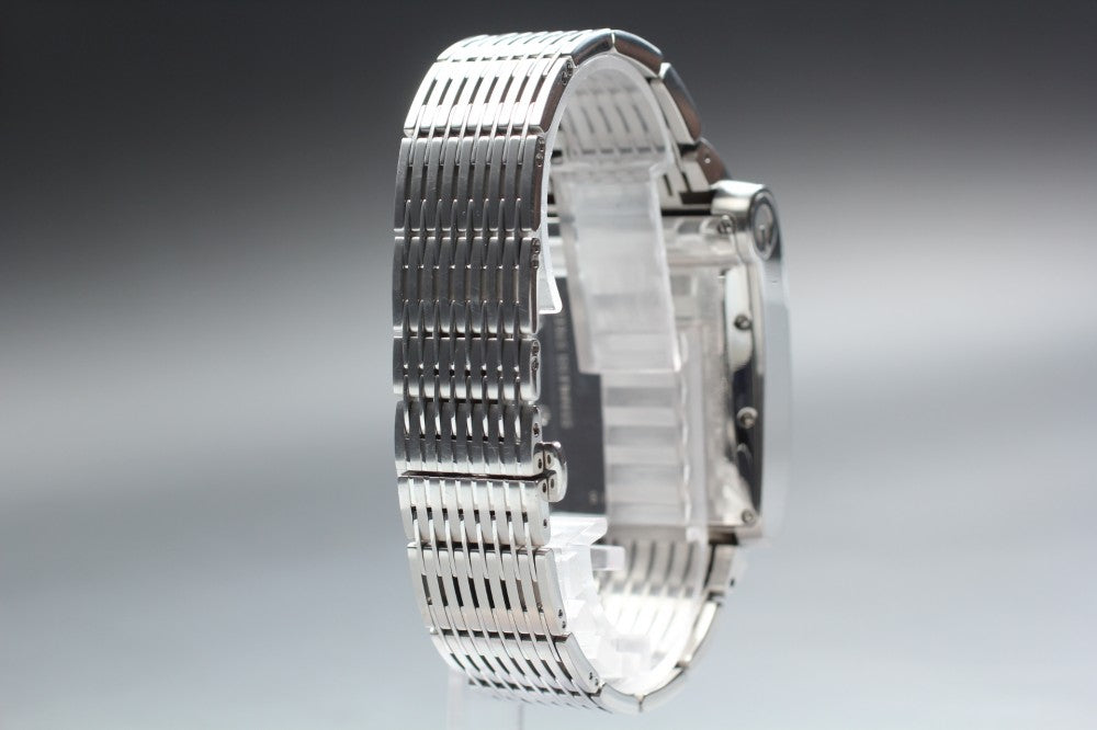 Near MINT GUCCI G Metro 8600M White Quartz 34.1mm Men's Watch