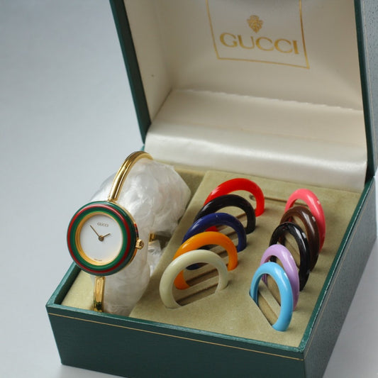 Near MINT GUCCI 11/12.2 White Quartz 25.7mm Ladies Watch