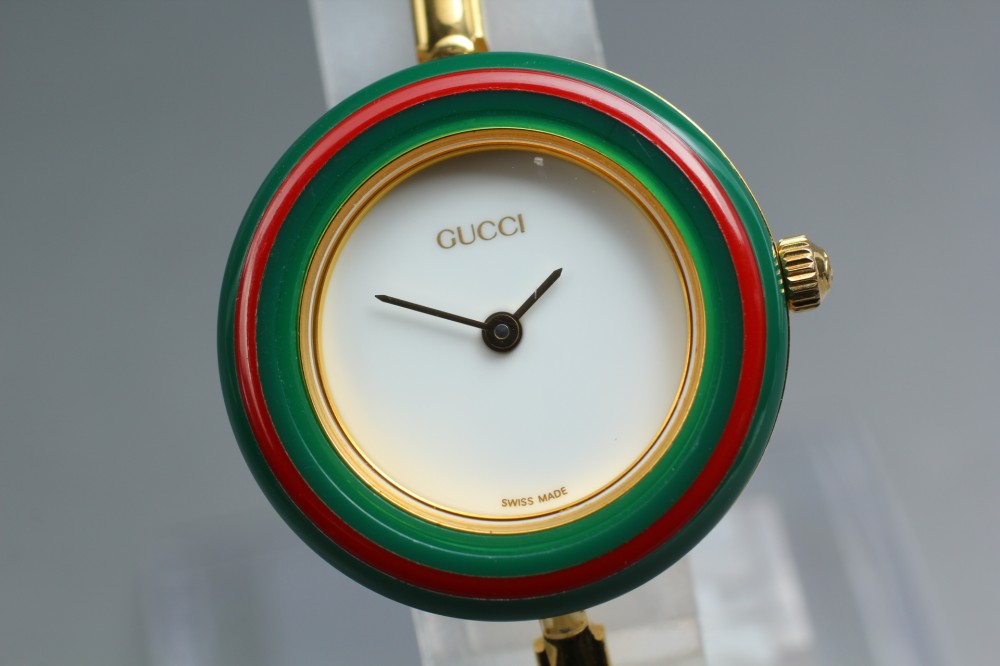 Near MINT GUCCI 11/12.2 White Quartz 25.7mm Ladies Watch